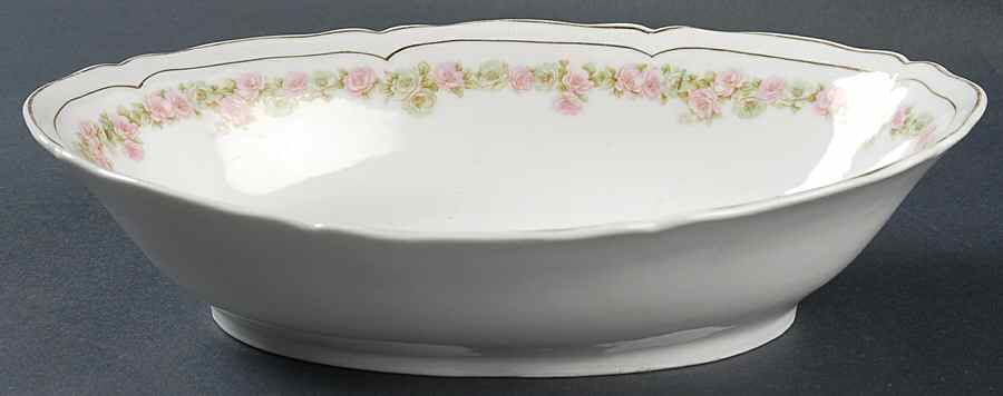 The Munich 10" Oval Vegetable Bowl by Austria-1