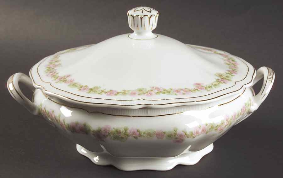 The Munich Round Covered Vegetable by Austria-1