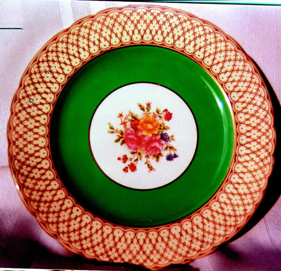 7369 Green Dinner Plate by John  Aynsley & Sons-1