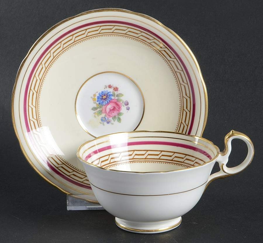 7486 Mauve Footed Cup & Saucer Set by John  Aynsley & Sons-1