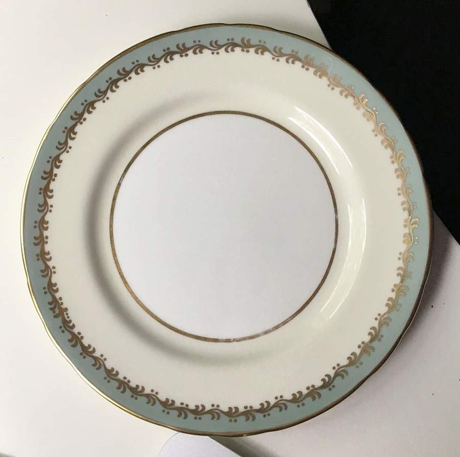 AYN15 Dinner Plate by John  Aynsley & Sons-1