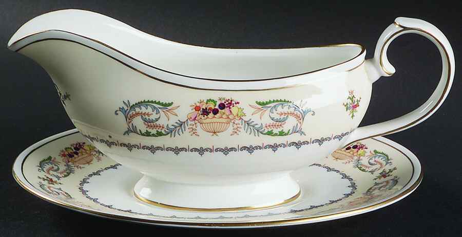 Banquet Gravy Boat & Underplate by John  Aynsley & Sons-1