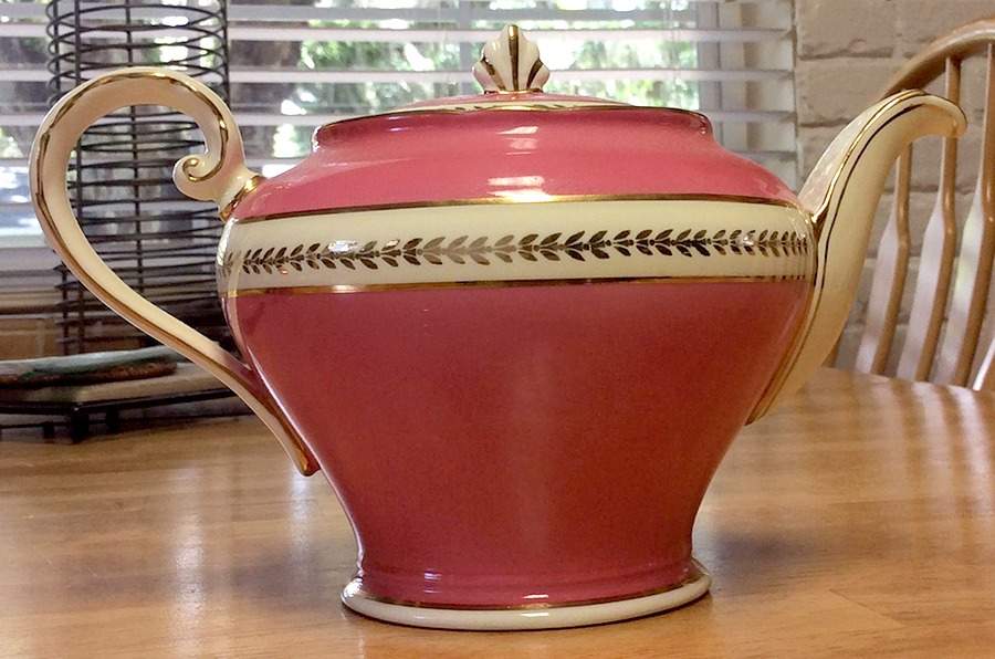 C186 Teapot & Lid by John  Aynsley & Sons-1