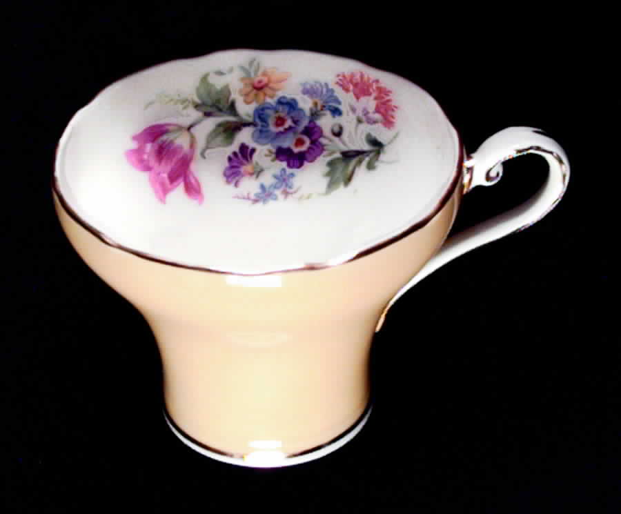 C332 Flat Cup by John  Aynsley & Sons-1