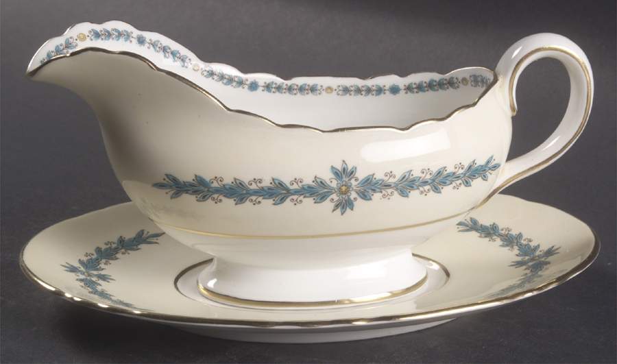 Cambridge (Scalloped) Gravy Boat & Underplate by John  Aynsley & Sons-1