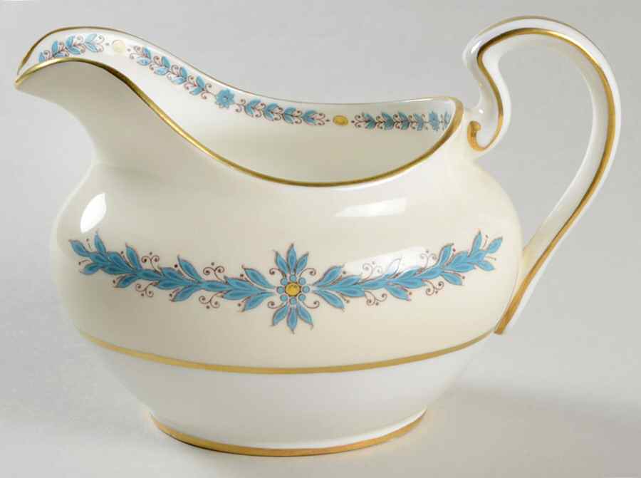 Cambridge (Smooth) Creamer by John  Aynsley & Sons-1