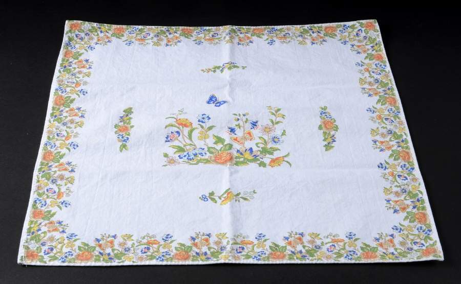 Cottage Garden Cloth Napkin by John  Aynsley & Sons-1