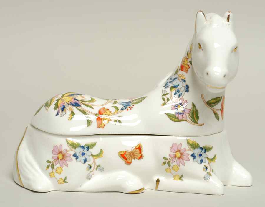 Cottage Garden Large Horse Box & Lid by John  Aynsley & Sons-1