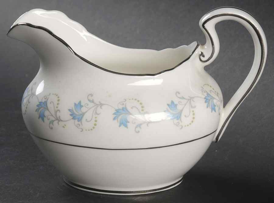 Dianne (Scalloped) Creamer by John  Aynsley & Sons-1