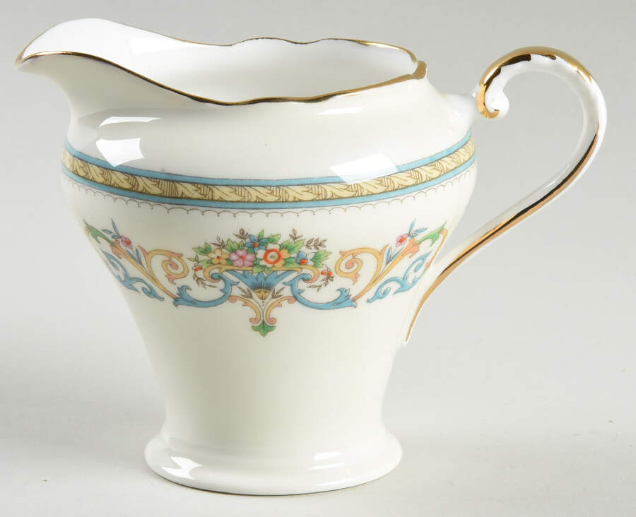 Henley (Scalloped, Gold Trim) Creamer by John  Aynsley & Sons-1
