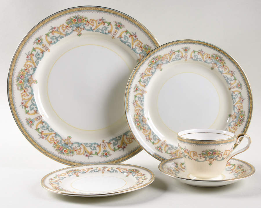 Henley (Smooth, Gold Trim, Blue Backstamp) 5 Piece Place Setting by John  Aynsley & Sons-1