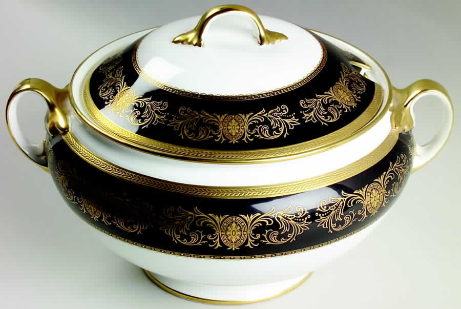 Imperial Onyx (Black) Tureen &  Lid by John  Aynsley & Sons-1