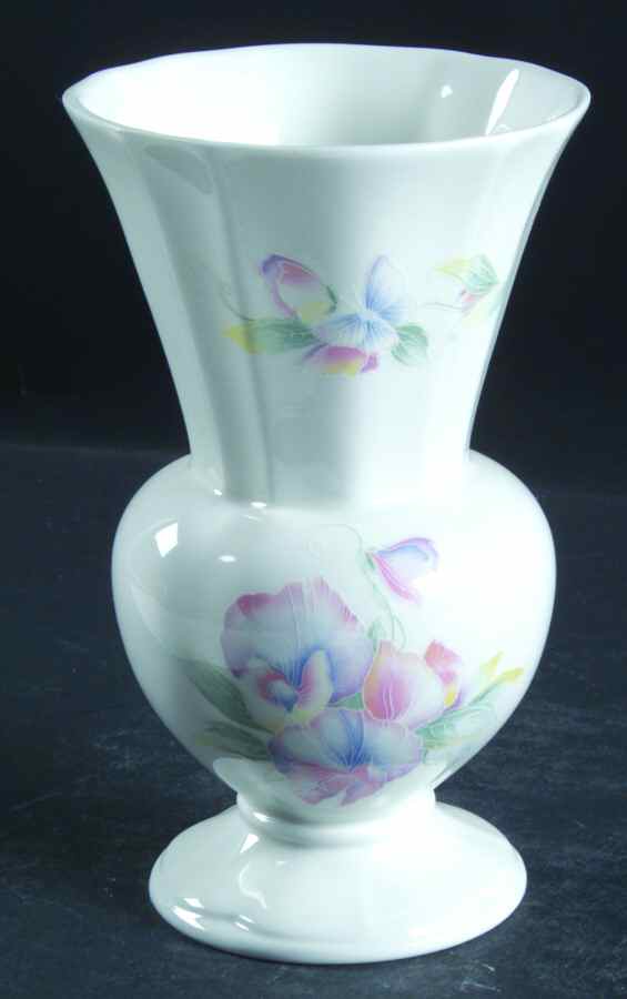 Little Sweetheart 5" Thistle Vase by John  Aynsley & Sons-1