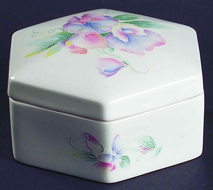 Little Sweetheart Hexagonal Box & Lid by John  Aynsley & Sons-1