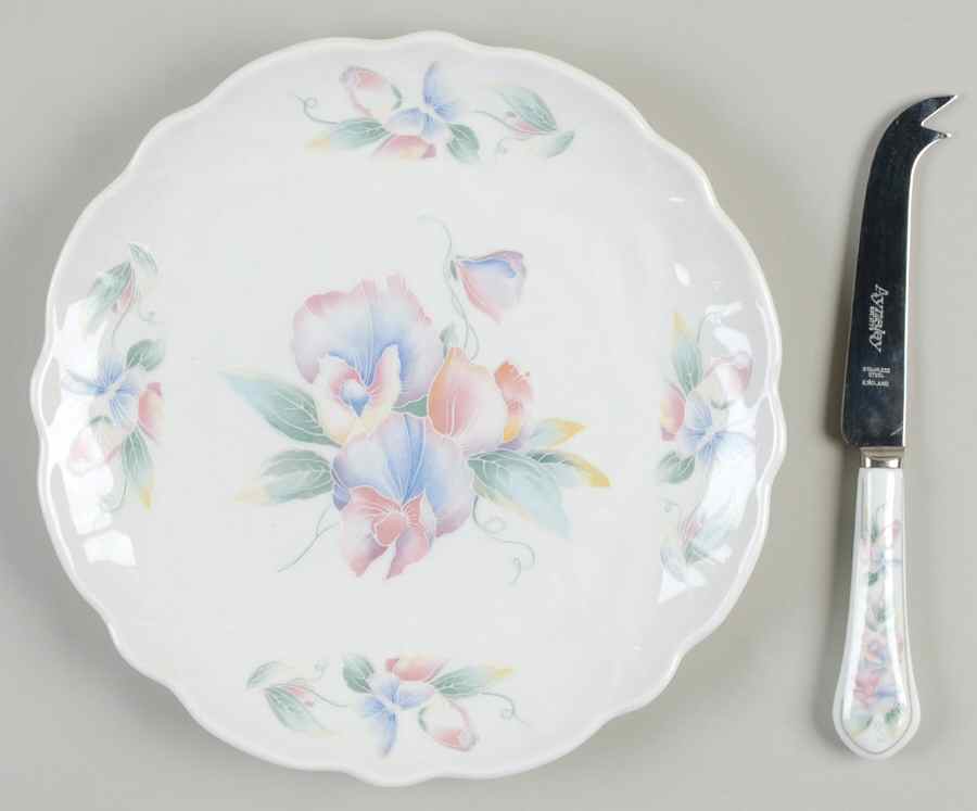 Little Sweetheart 2 Piece Cheese Dish and Knife Set by John  Aynsley & Sons-1