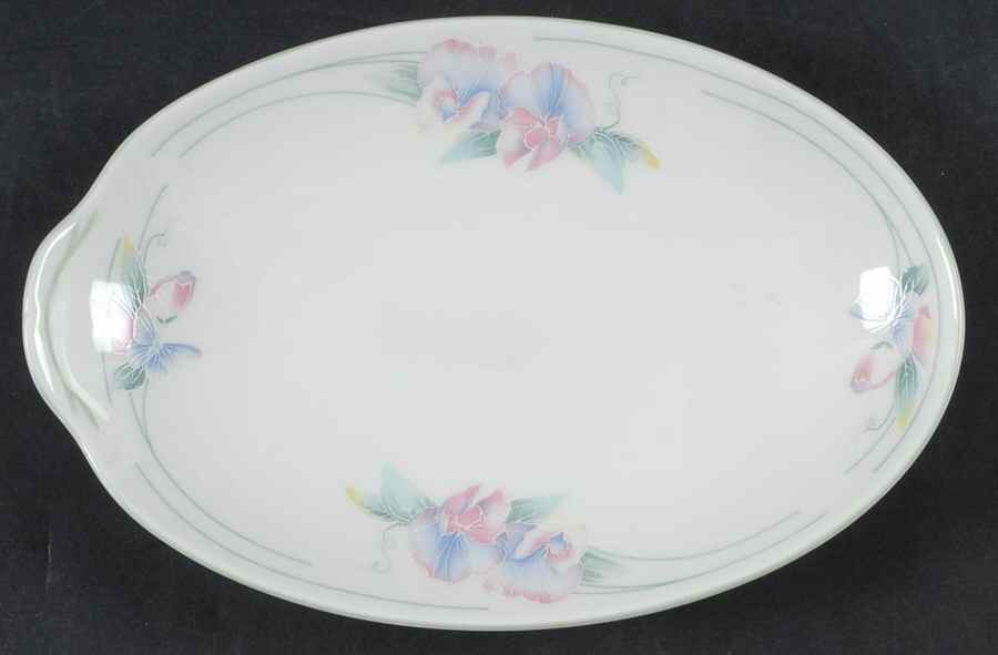 Little Sweetheart Pickle Dish by John  Aynsley & Sons-1