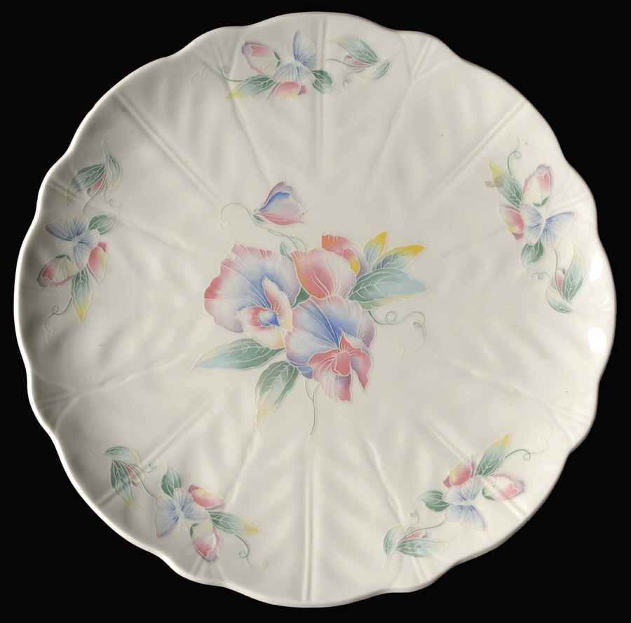 Little Sweetheart Cake Plate by John  Aynsley & Sons-1