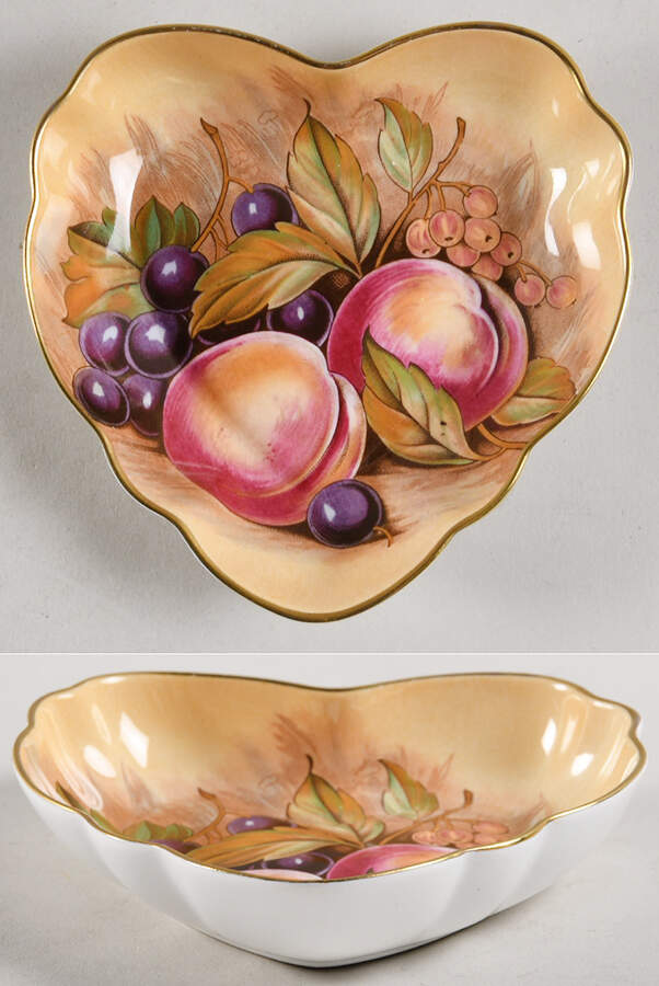 Orchard Gold Heart Shaped Dish by John  Aynsley & Sons-1