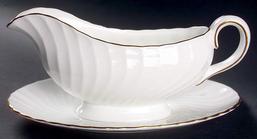 Simplicity Gravy Boat & Underplate by John  Aynsley & Sons-1