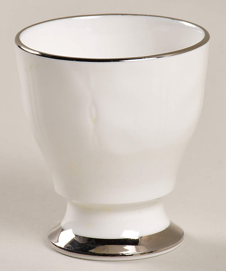 Spring Crocus Single Egg Cup by John  Aynsley & Sons-1