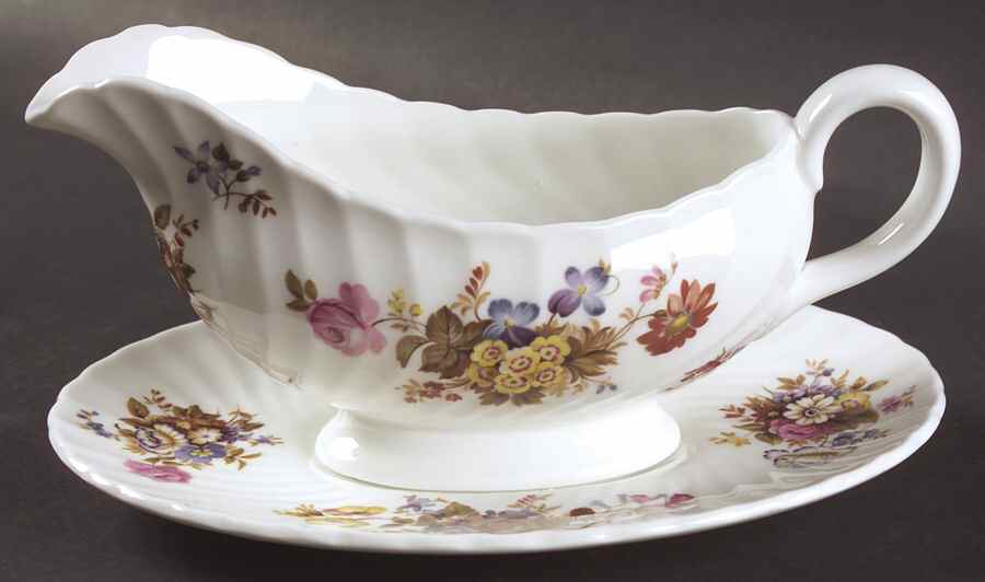 Summertime Gravy Boat & Underplate by John  Aynsley & Sons-1