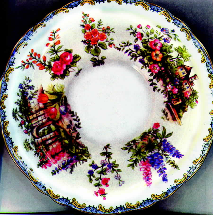 Wilton (Scalloped, Gold Trim) Saucer by John  Aynsley & Sons-1