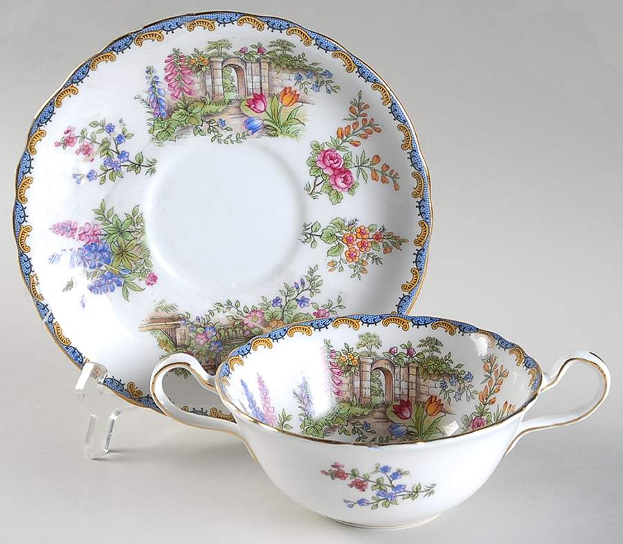 Wilton (Scalloped, Gold Trim) Flat Cream Soup Bowl & Saucer Set by John  Aynsley & Sons-1