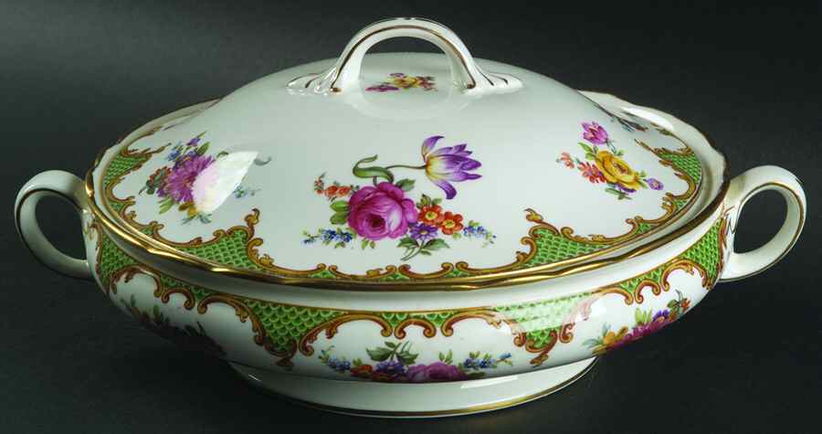 Wilton Green Round Covered Vegetable by John  Aynsley & Sons-1