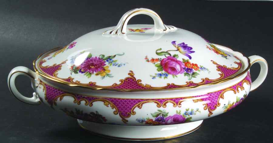 Wilton Pink Red (Scalloped) Round Covered Vegetable by John  Aynsley & Sons-1