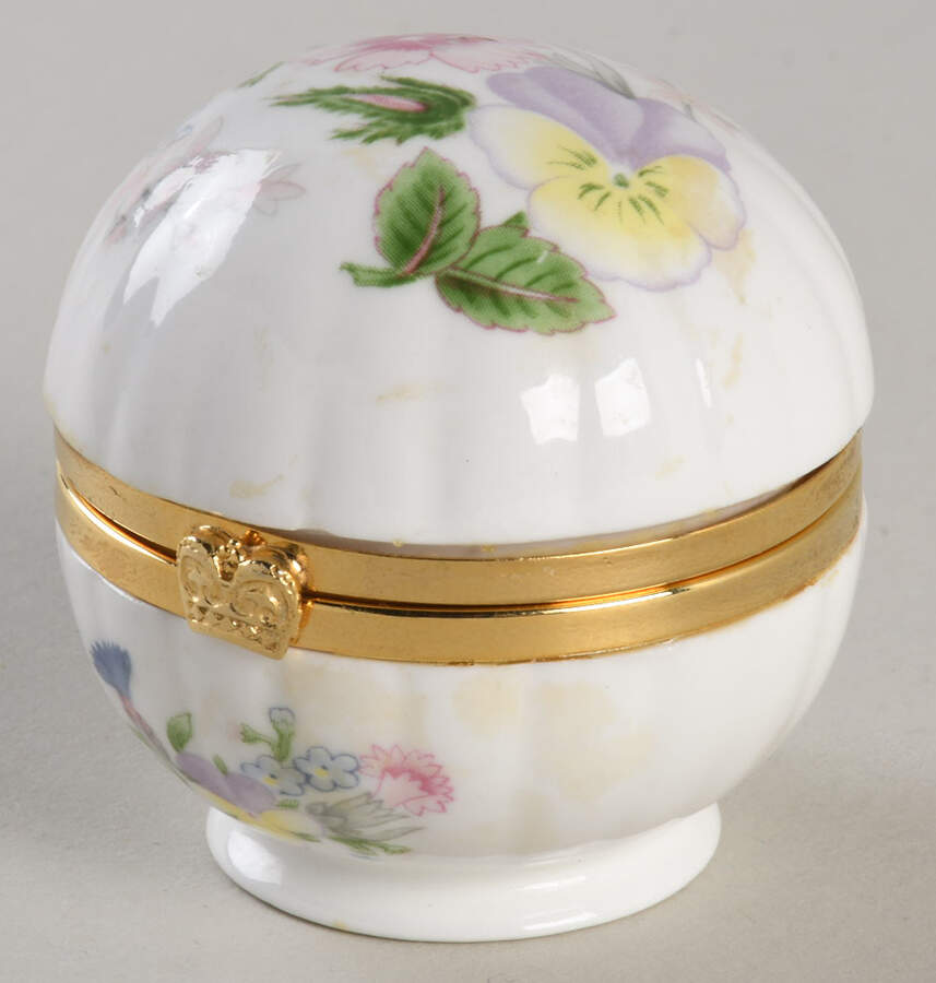 Wild Tudor Round Hinged Box by John  Aynsley & Sons-1