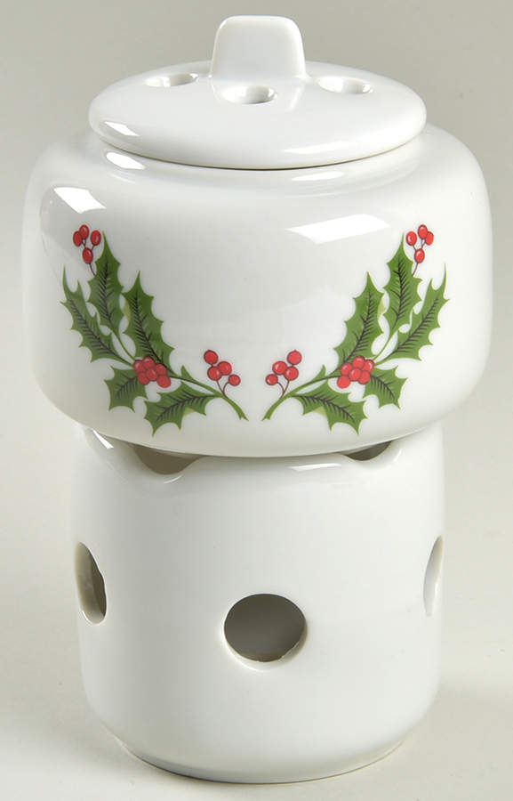 Christmas Holly (Porcelain) Potpourri Simmerer and Warmer Stand by All the Trimmings-1