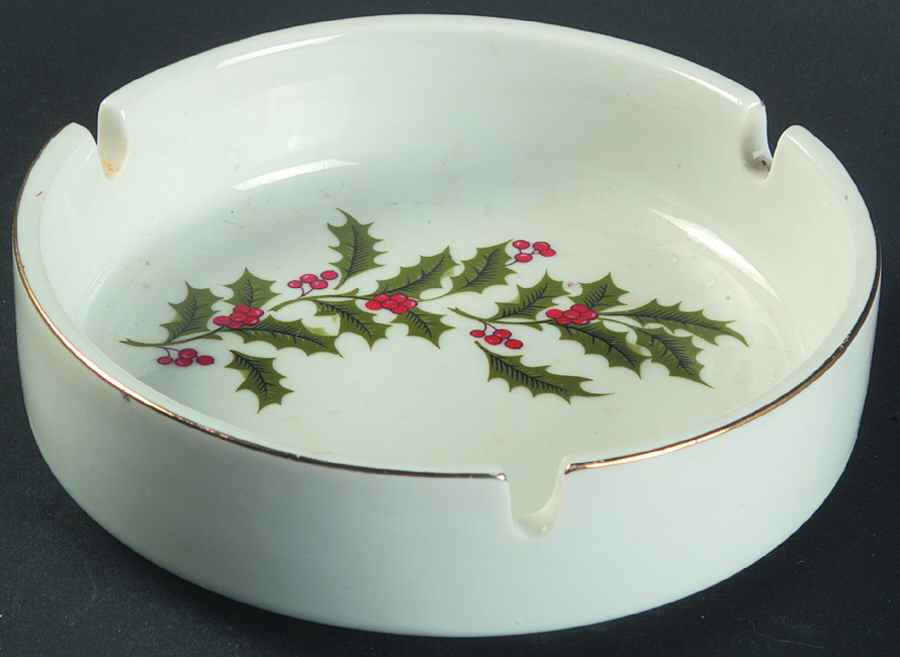Christmas Holly (Porcelain) Small Ashtray by All the Trimmings-1