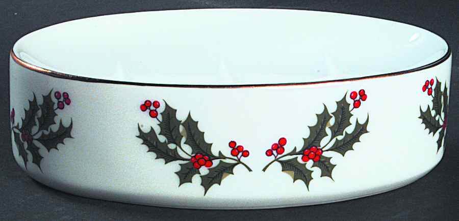 Christmas Holly (Porcelain) Soap Dish by All the Trimmings-1