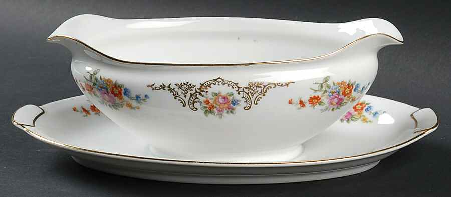 AIC13 Gravy Boat with Attached Underplate by Aichi-1