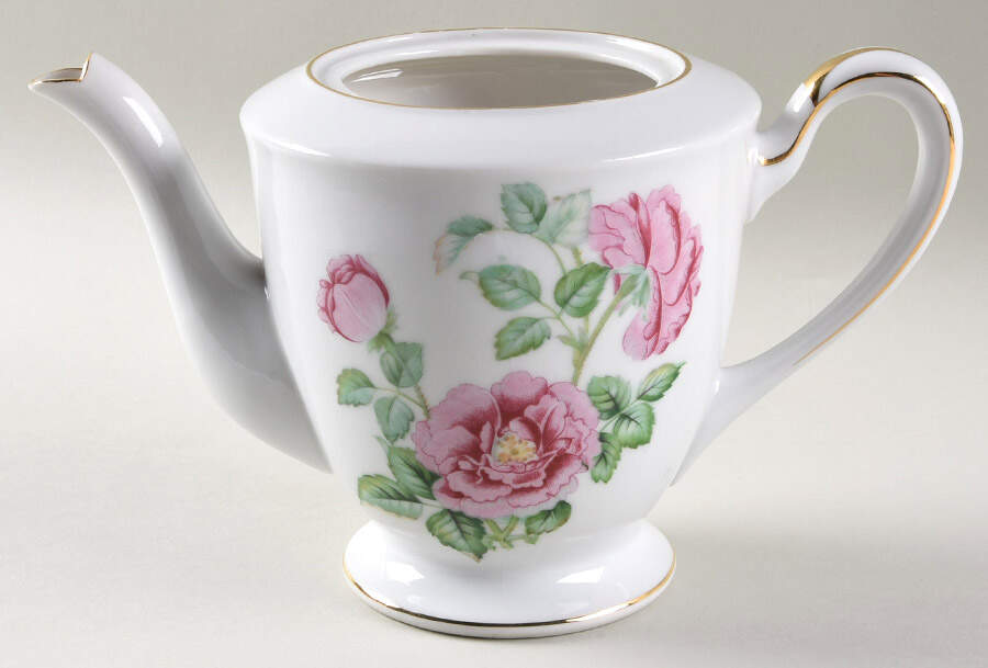 AIC14 Teapot No Lid by Aichi-1