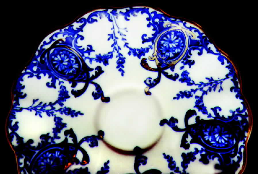 AYN32 Saucer by John  Aynsley & Sons-1
