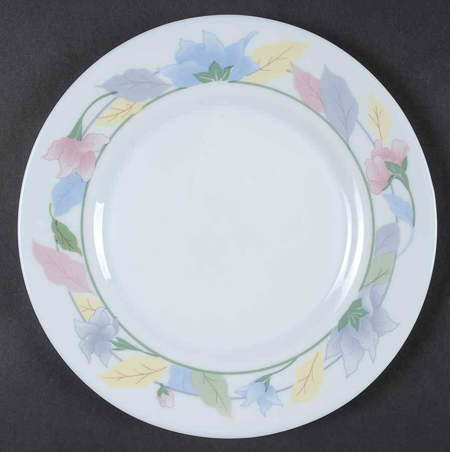 Flo Salad Plate by Arcopal-1