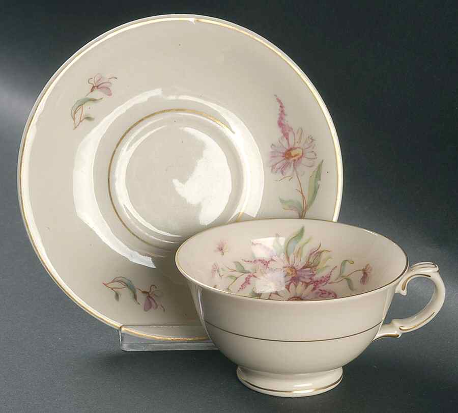ARA42 Footed Cup & Saucer Set by Arabia of Finland-1