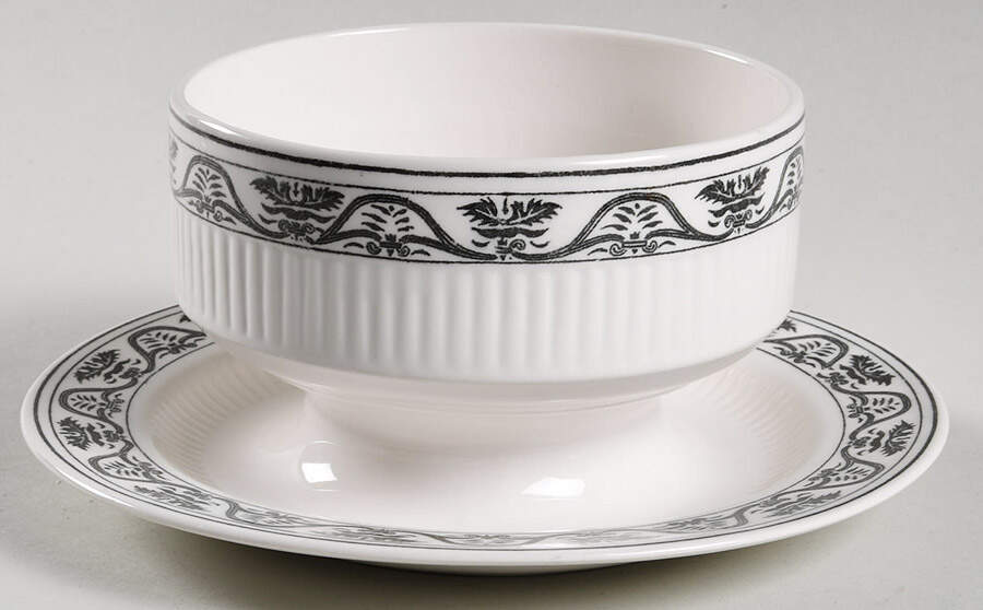 Hamilton Gravy Boat with Attached Underplate by Amcrest-1