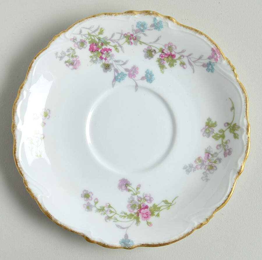 AHR256 Saucer by Charles Ahrenfeldt-1