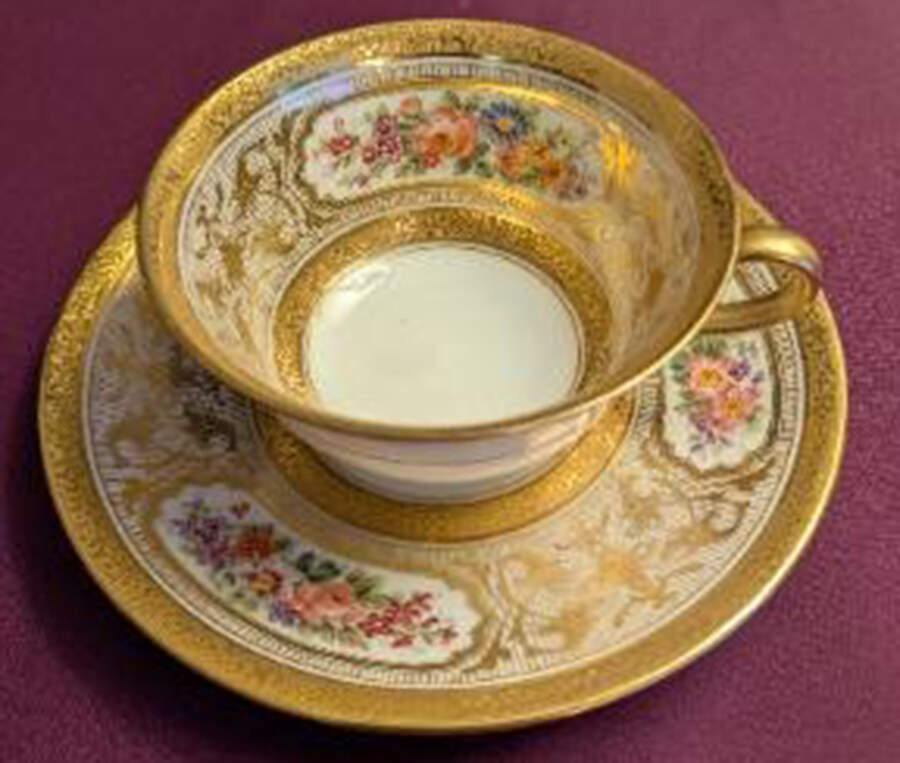 AHR263 Footed Cup & Saucer Set by Charles Ahrenfeldt-1