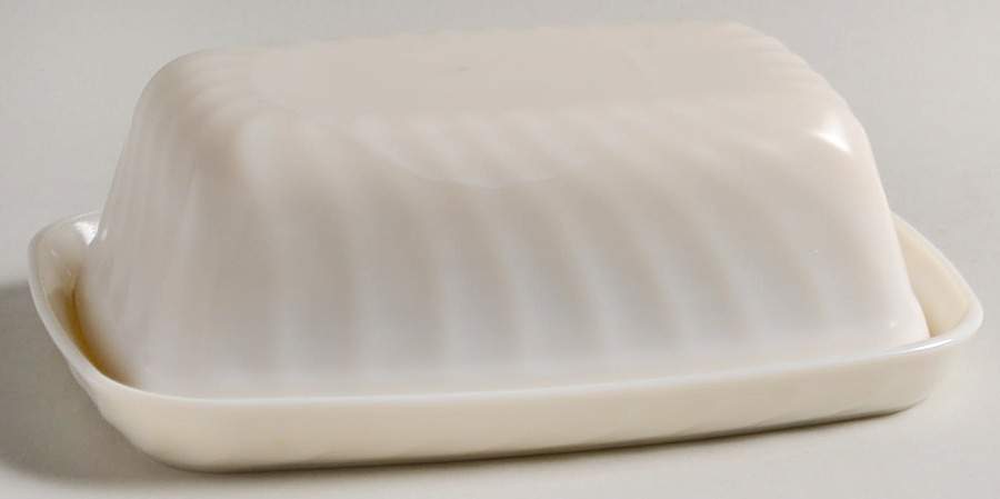Trianon Ivory Small Rectangular Covered Butter by Arcopal-1