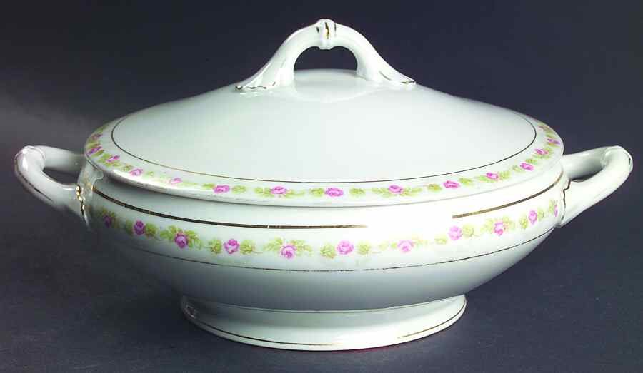 ALT143 Round Covered Vegetable by Altrohlau-1