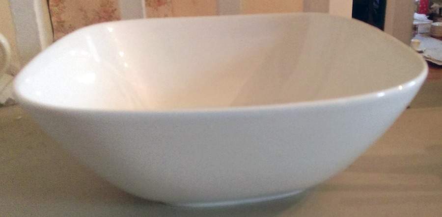 ARA47 9" Square Vegetable Bowl by Arabia of Finland-1