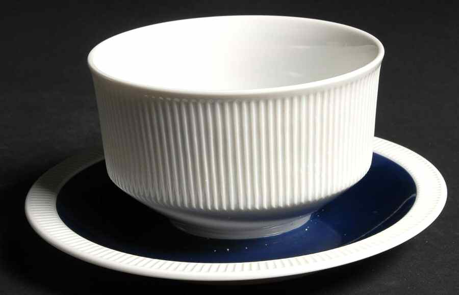 3391 Gravy Boat with Attached Underplate by Arzberg-1