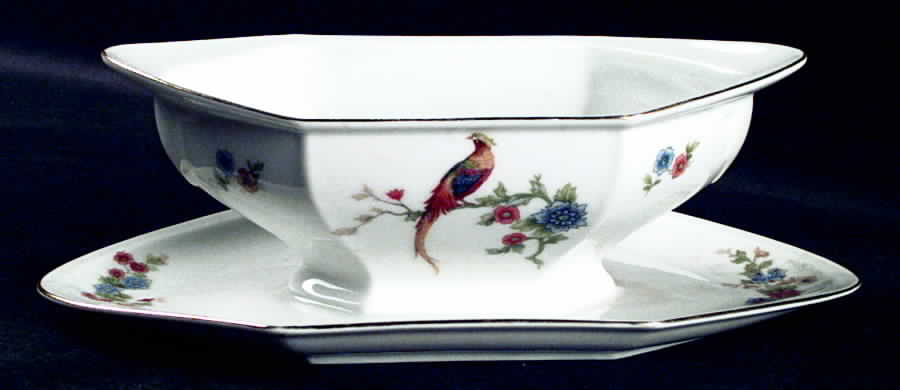 ALT147 Gravy Boat with Attached Underplate by Altrohlau-1