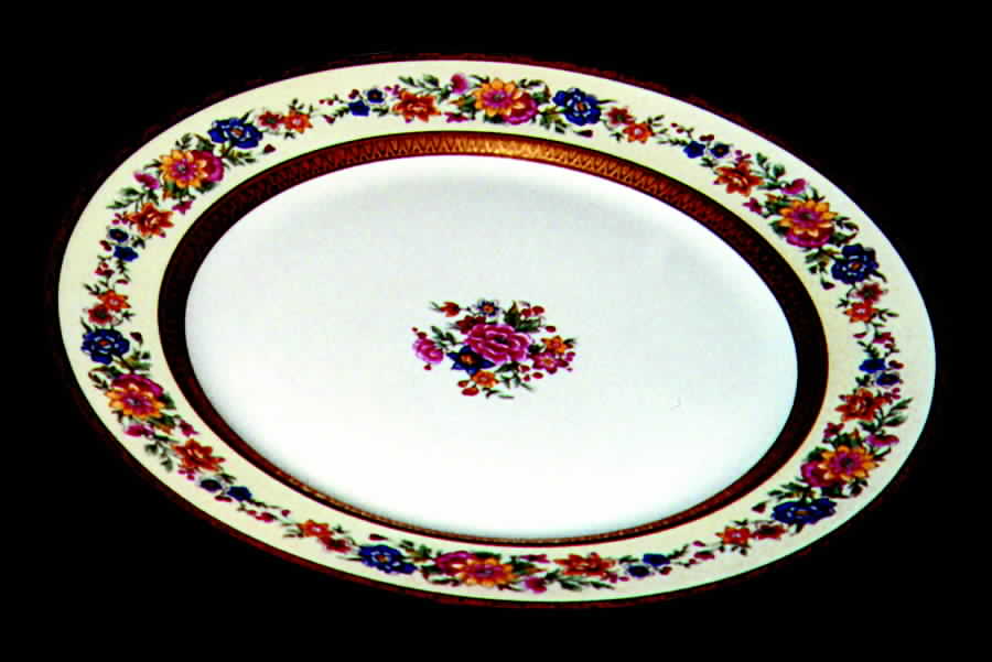 AHR270 Dinner Plate by Charles Ahrenfeldt-1
