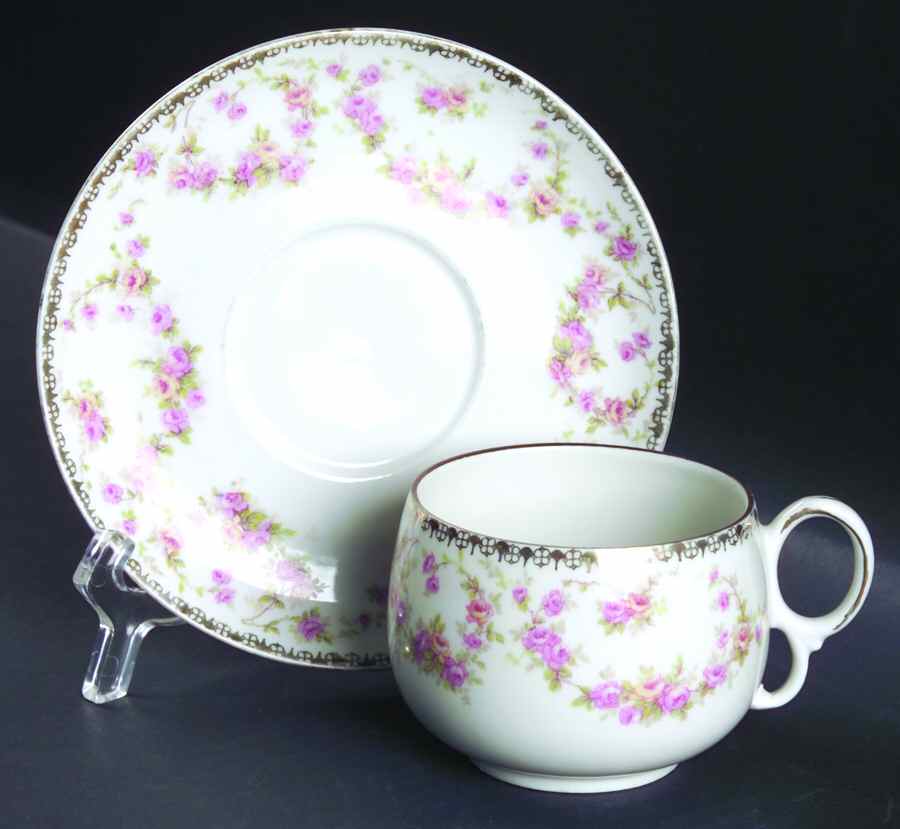 Bridal Rose (Smooth, Gold Edge) Flat Cup & Saucer Set by Altrohlau-1