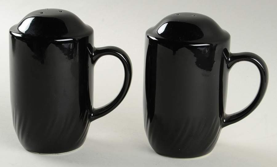 Black Stove Top Salt & Pepper Set by Alacarte-1