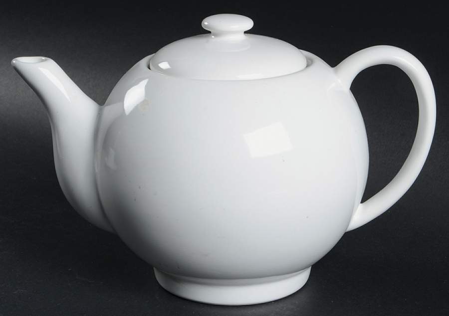 White Teapot & Lid by Alacarte-1